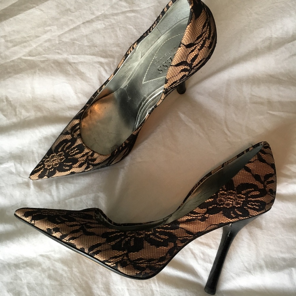 Guess Lace Heel Shoe