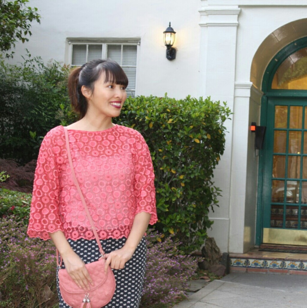 Coral top