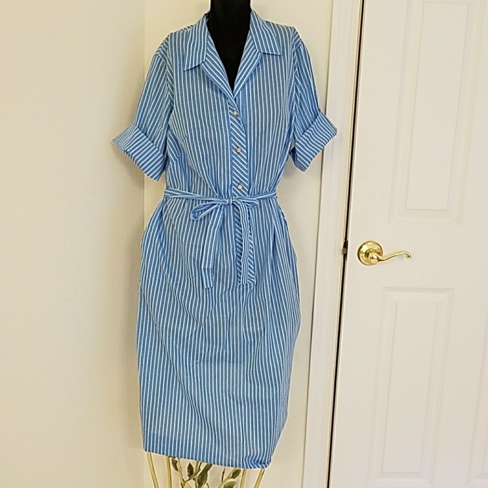 Vtg Miss Smith the American look  housedress 38 L