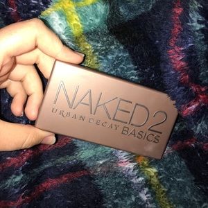 Urban Decay Naked2 Basics