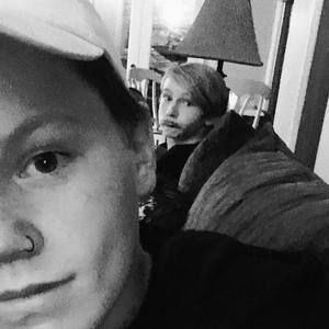 Meet your Posher, Hunter