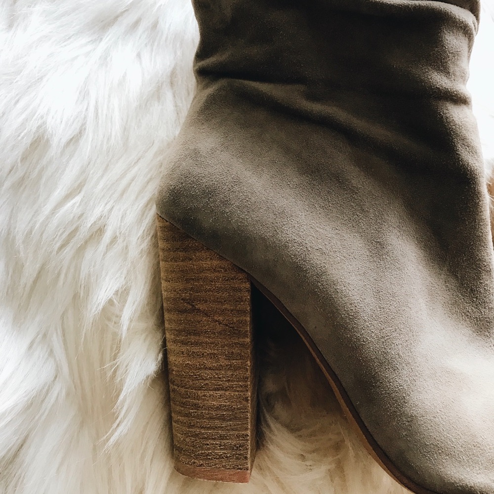 SOLD Kristen Cavallari  'Laurel Peep Toe Bootie - Picture 2 of 3