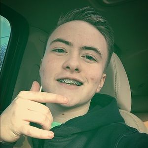 Meet your Posher, Aiden