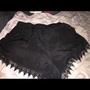 🎈Comfy lace shorts🎈