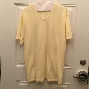 Lot of 4 Old navy tshirts