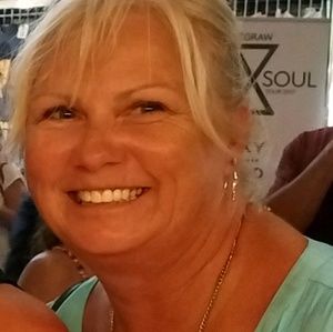 Meet your Posher, Jackie