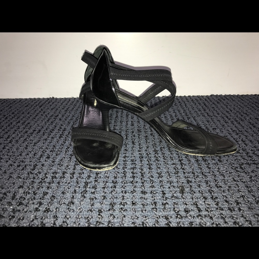 Donald J Pliner high heeled sandals