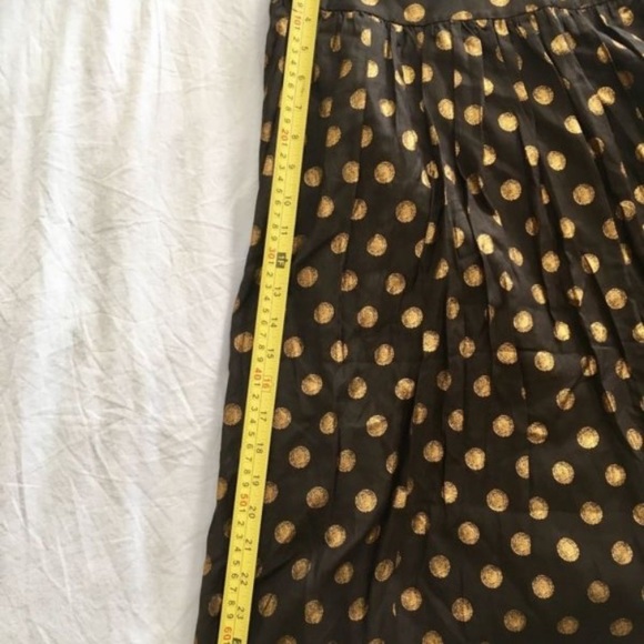 Liz Claiborne Pleate Skirt Gold Dots Petite Size12 - Picture 3 of 4