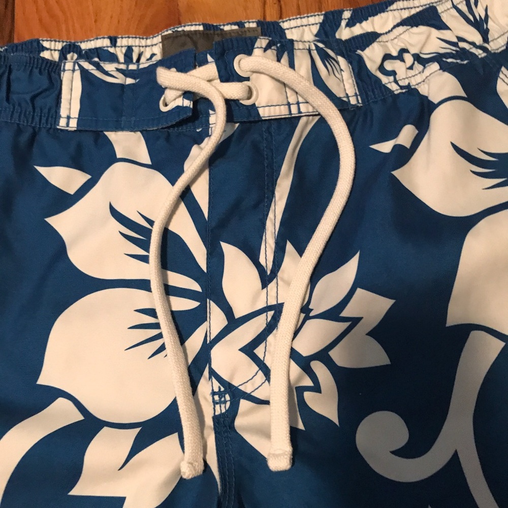 Swim trunks - Picture 2 of 4