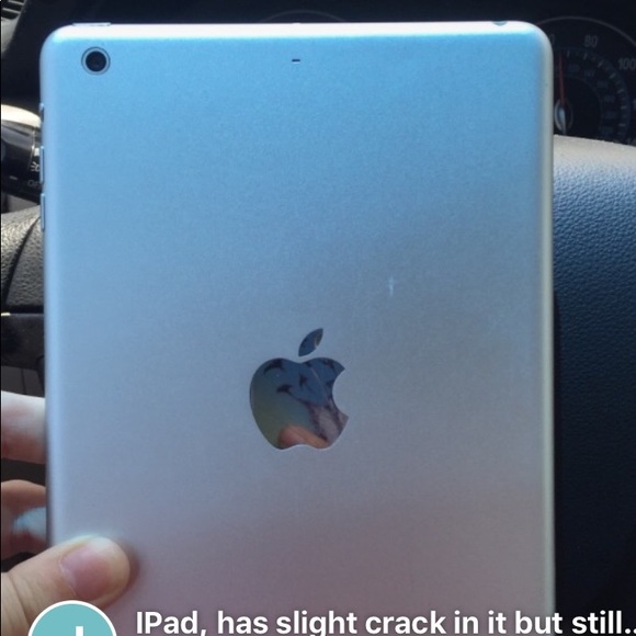 iPad - Picture 2 of 3