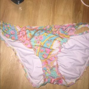 VS cheeky scalloped bikini bottoms