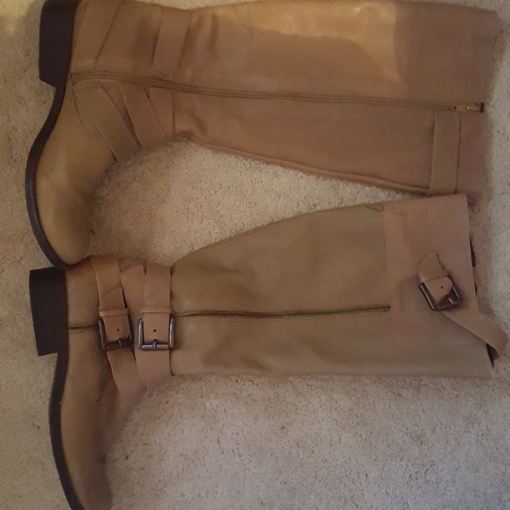 Riding boots