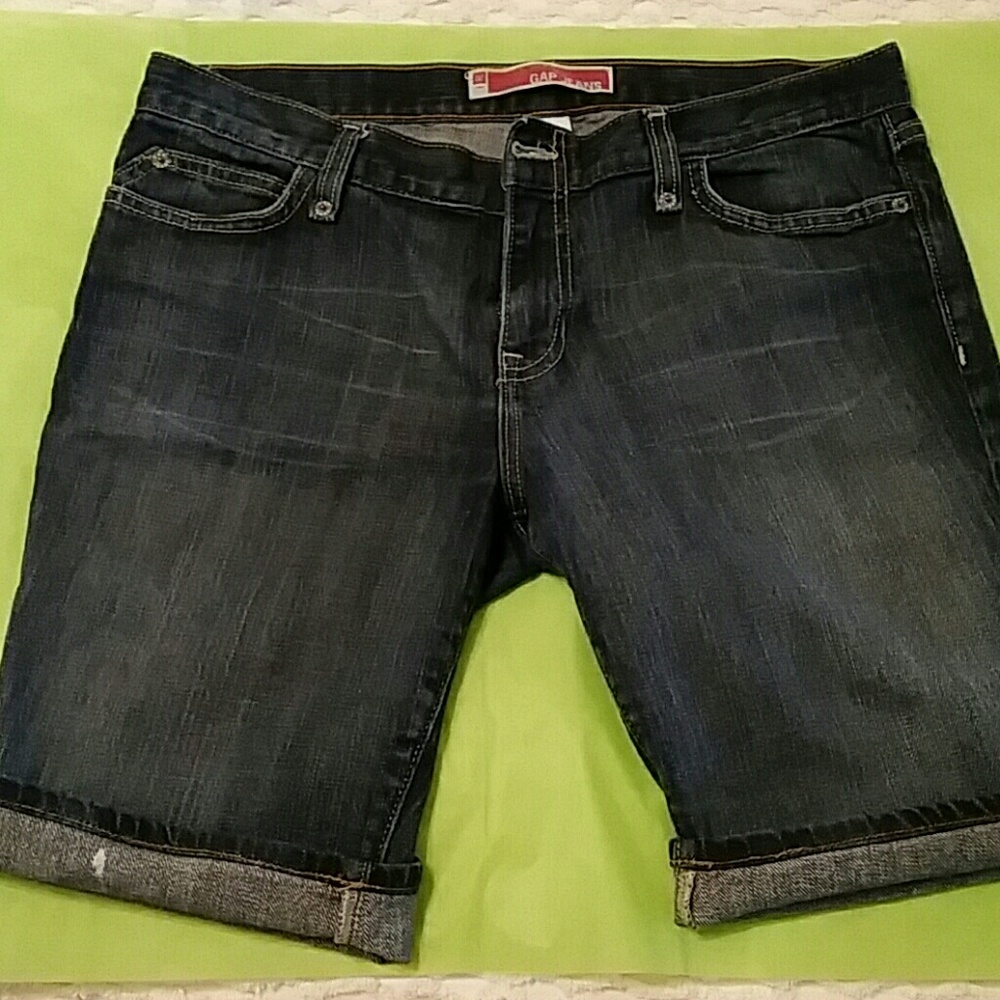 Gap Bermuda jean shorts Size 10