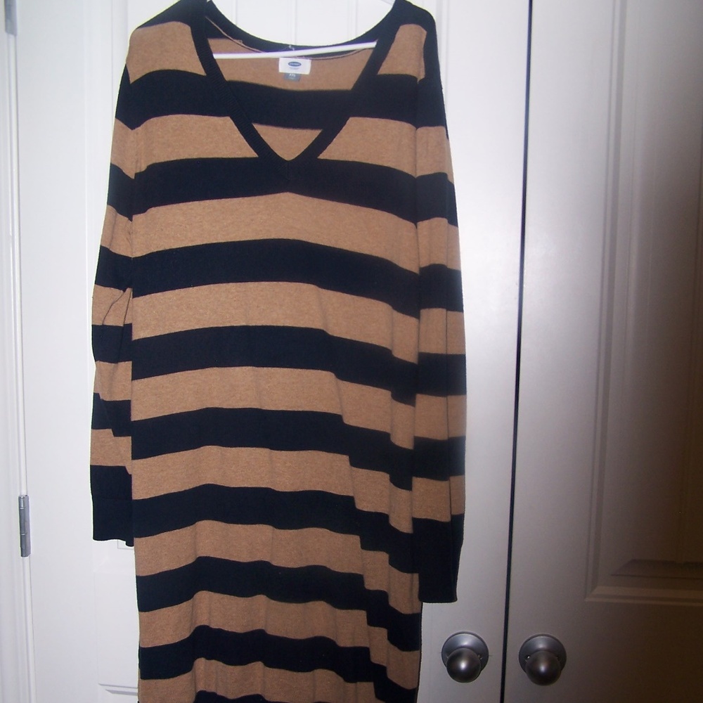 PLUS-OLD NAVY SWEATERDRESS