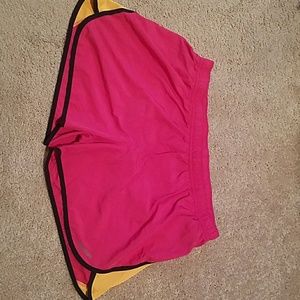2 shorts. XL. Nike & Reebok