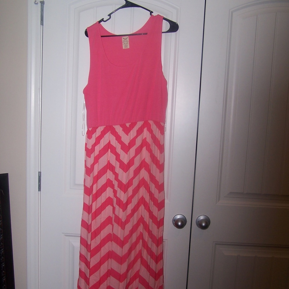 PLUS-CHEVRON MAXI