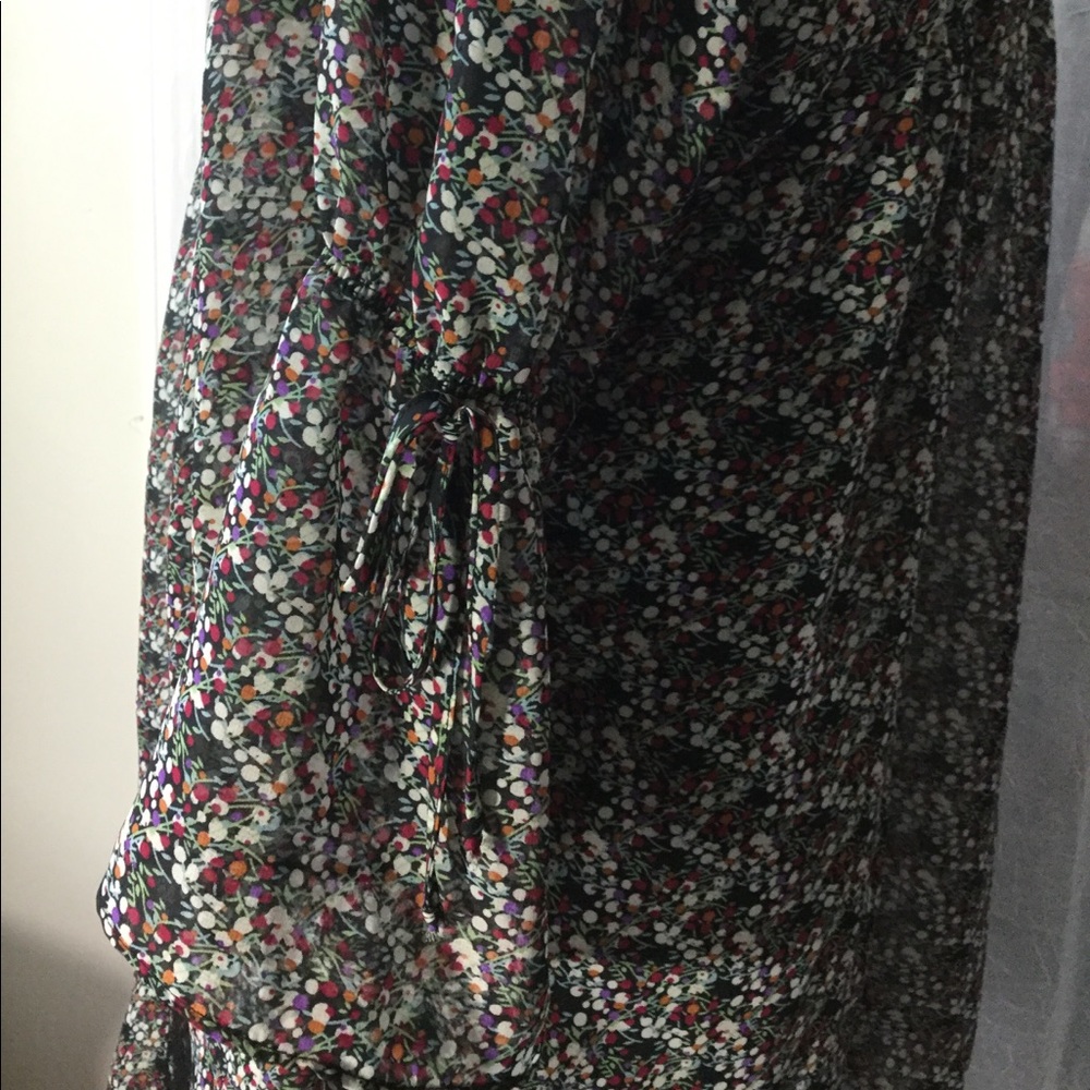 Sheer floral peasant top - Picture 3 of 5