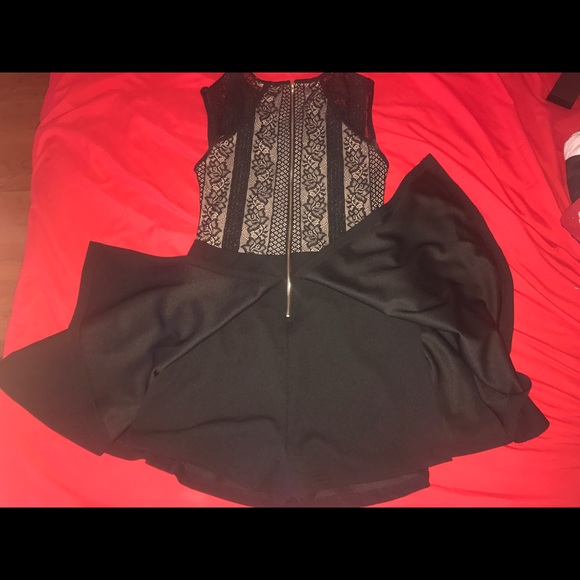 Dress - Picture 3 of 3