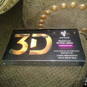 Younique moonstruck 3d fiber lashes