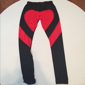 Butt heart leggings