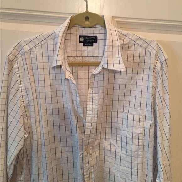 Lot of 4 button downs....Great Price!!! - Picture 2 of 4