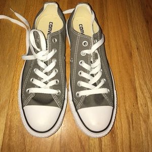 Grey converse