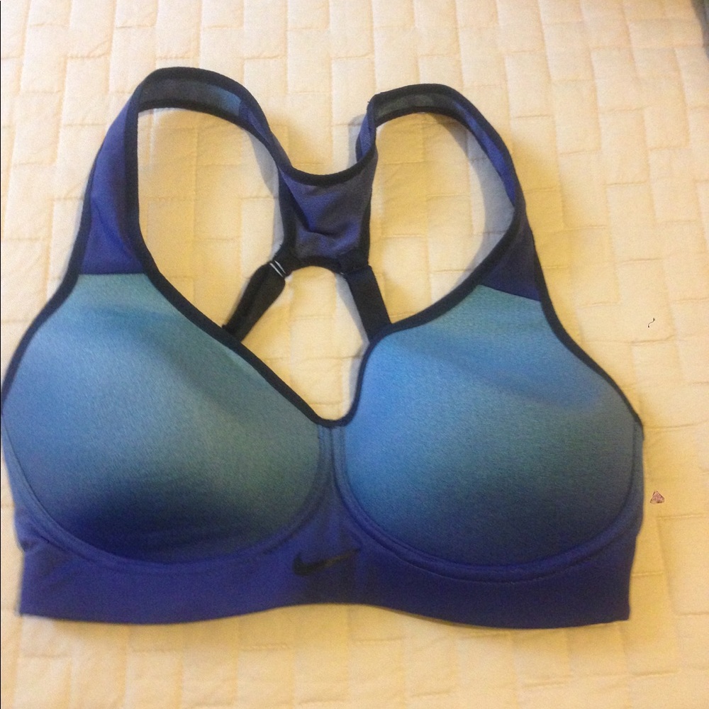 Nike Dri Fit sports bra, size 30D