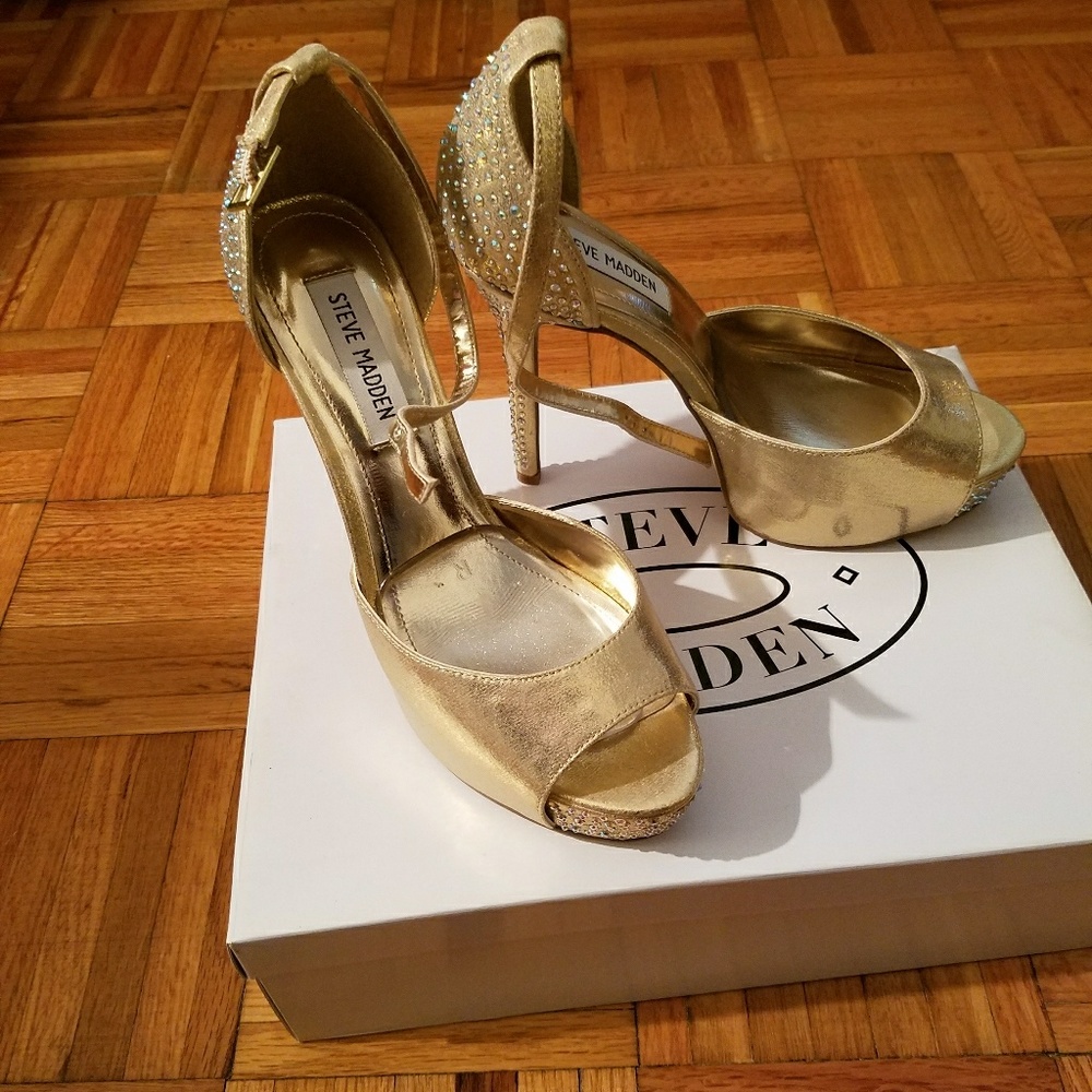 Metallic gold ankle straps