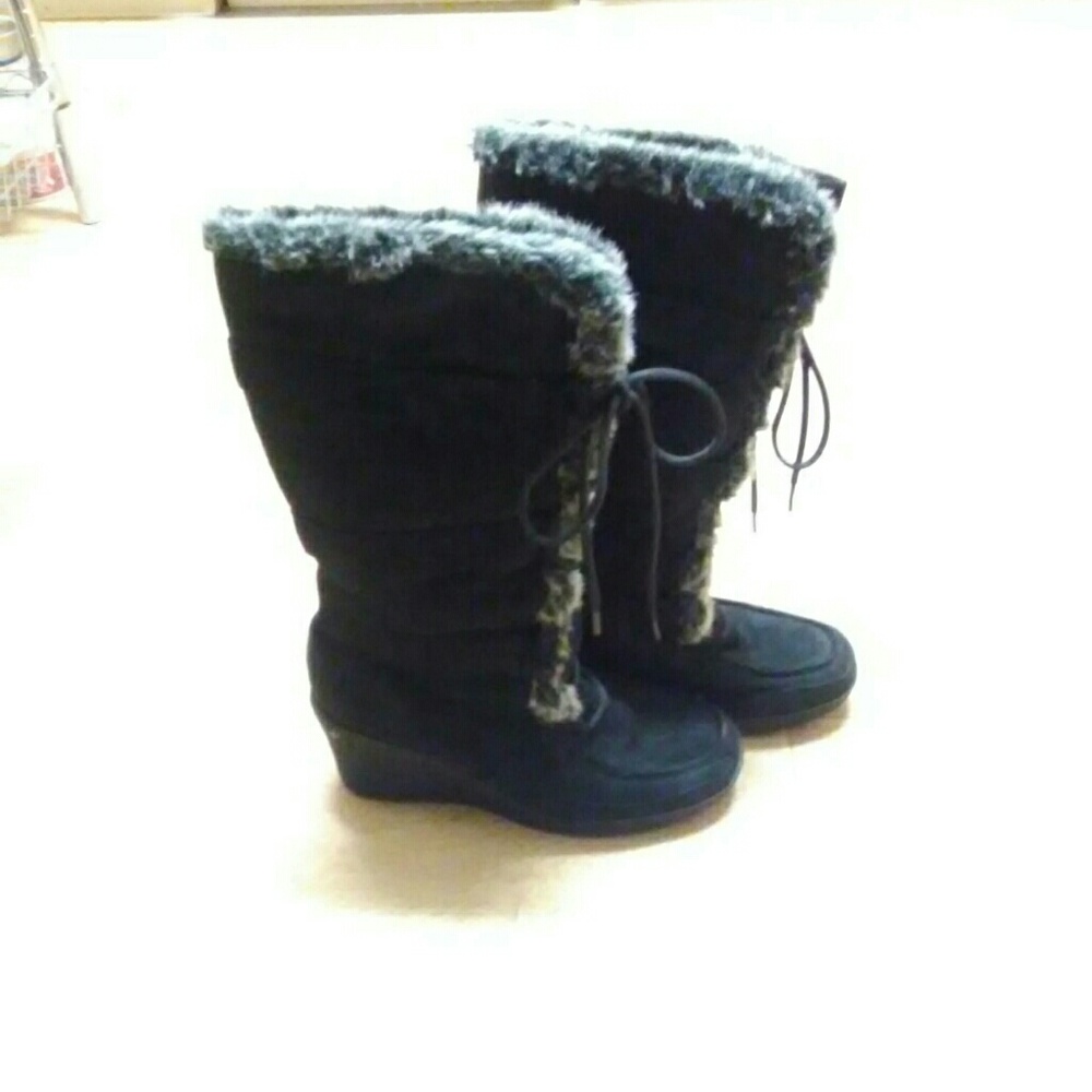 Fur top boots