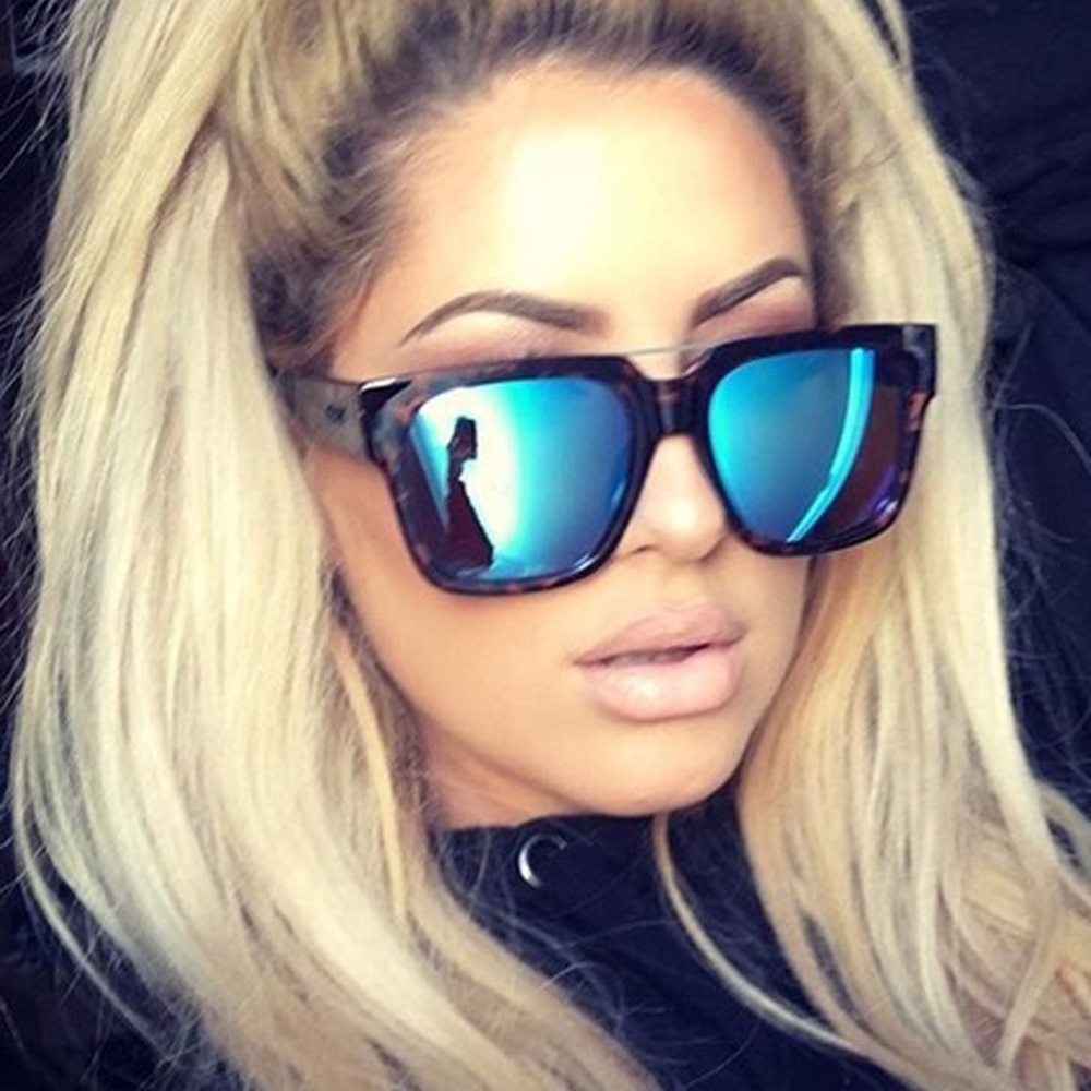 [SOLD] Quay x CHRISSPY Mila Sunglasses