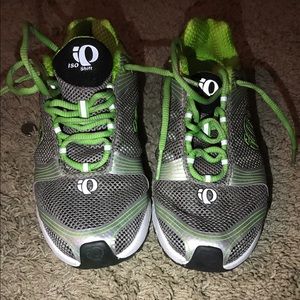 Pearl Izumi Running Shoes