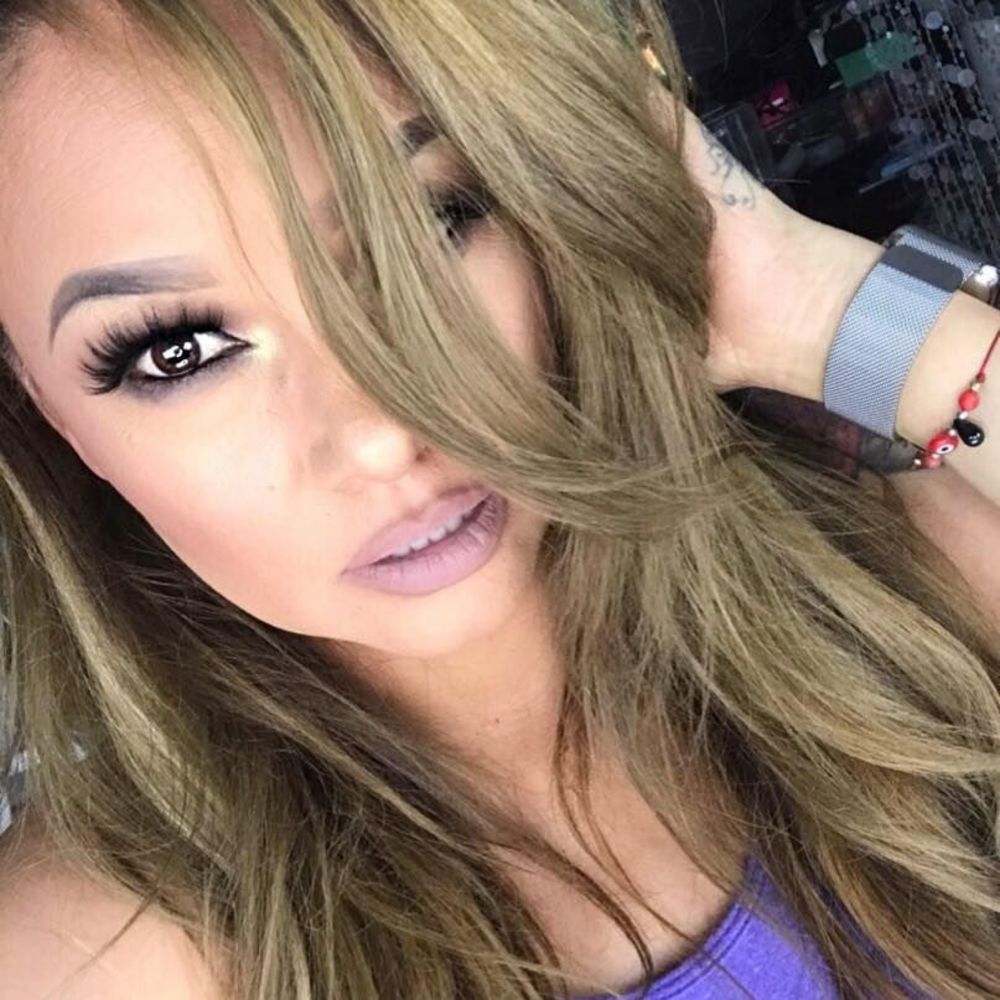 Meet your Posher, Alejandra