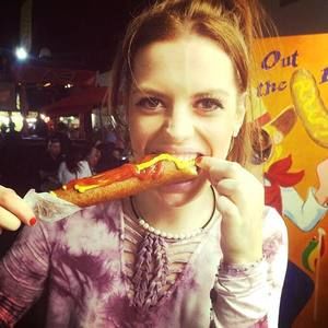 Meet your Posher, Stephanie