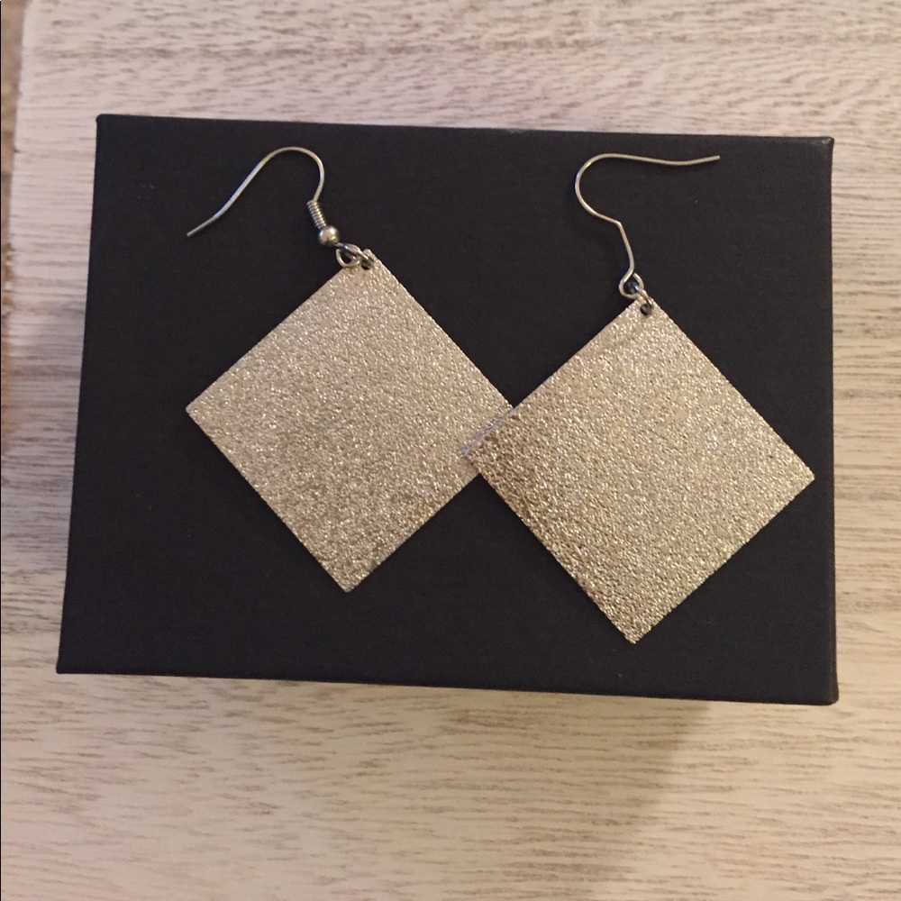 💕BUNDLE OF 5 SILVER EARRINGS💕 - Picture 5 of 5