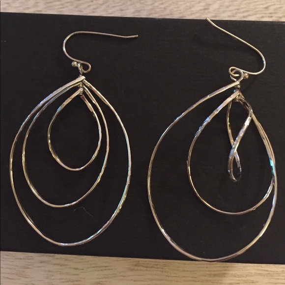 💕BUNDLE OF 5 SILVER EARRINGS💕 - Picture 2 of 5