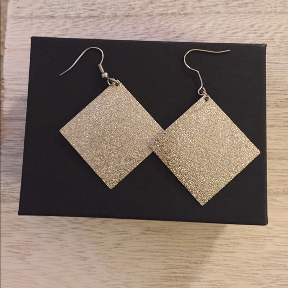 💕BUNDLE OF 5 SILVER EARRINGS💕 - Picture 5 of 5