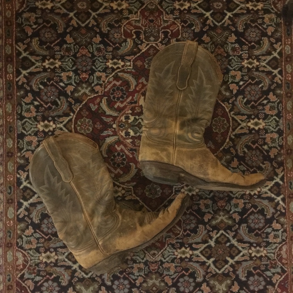 SOLD Used Vintage Tan Unisex Cowboy Boots