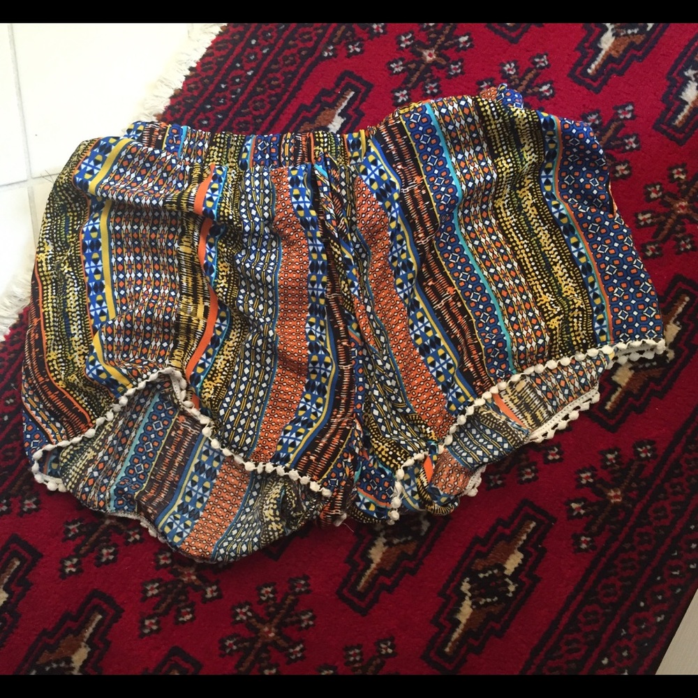 Short shorts! Says Sz L NOT; Med