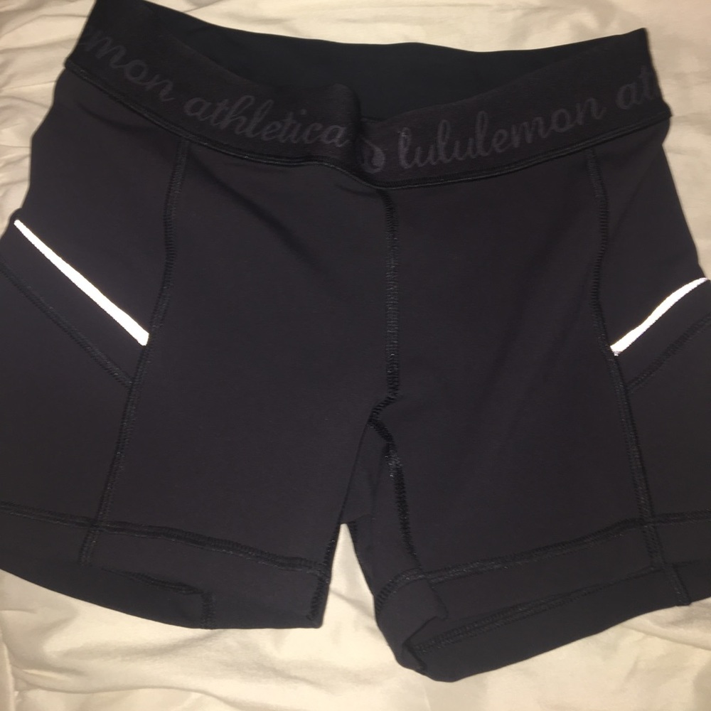 Lululemon reflective running shorts