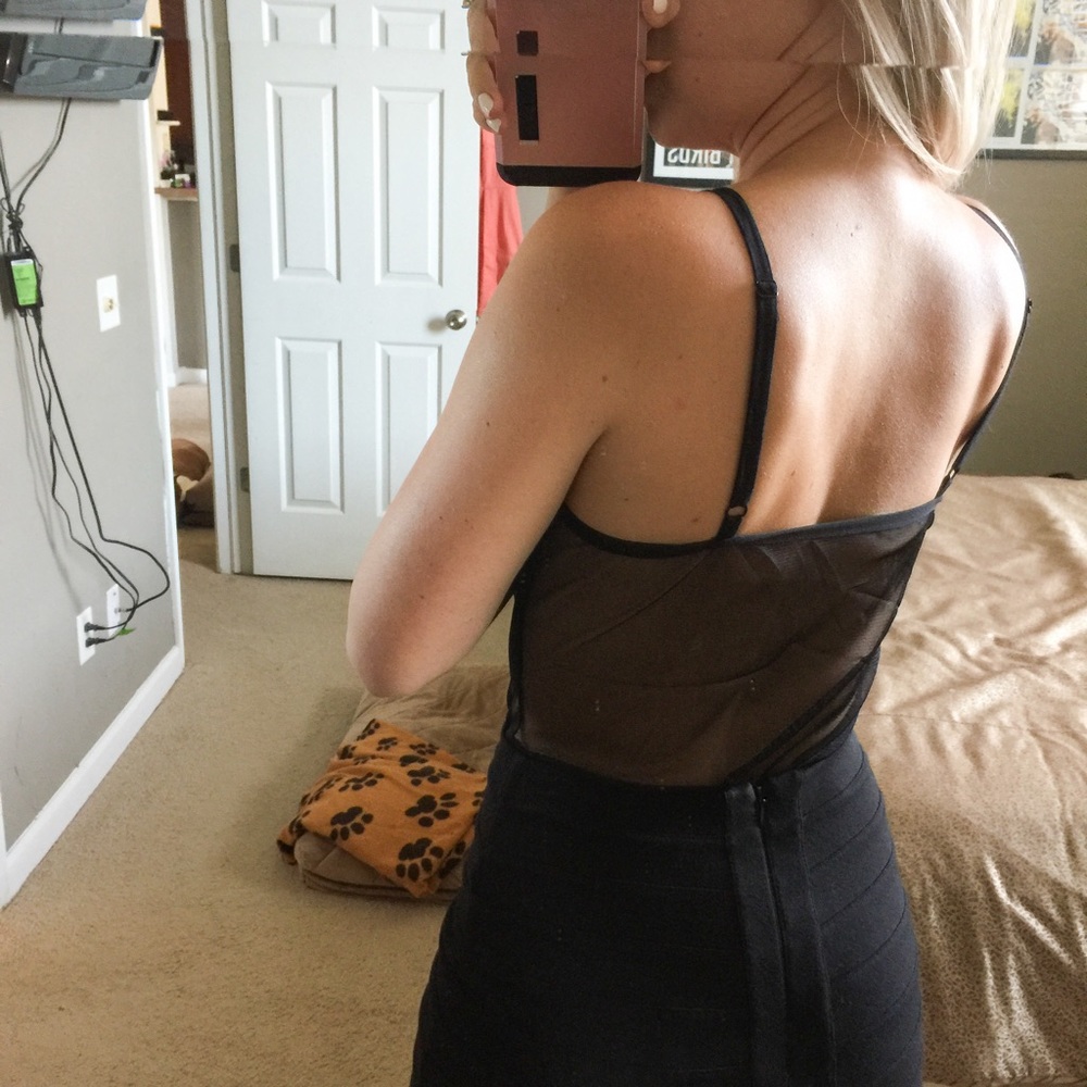 Black sheer rose embroider appliqué bodysuit teddy - Picture 7 of 8