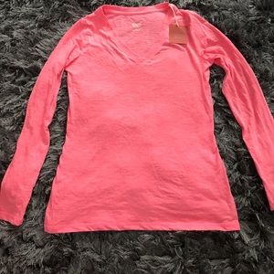 🔥New🔥 Lightweight Coral Long sleeve T-shirt Sz M