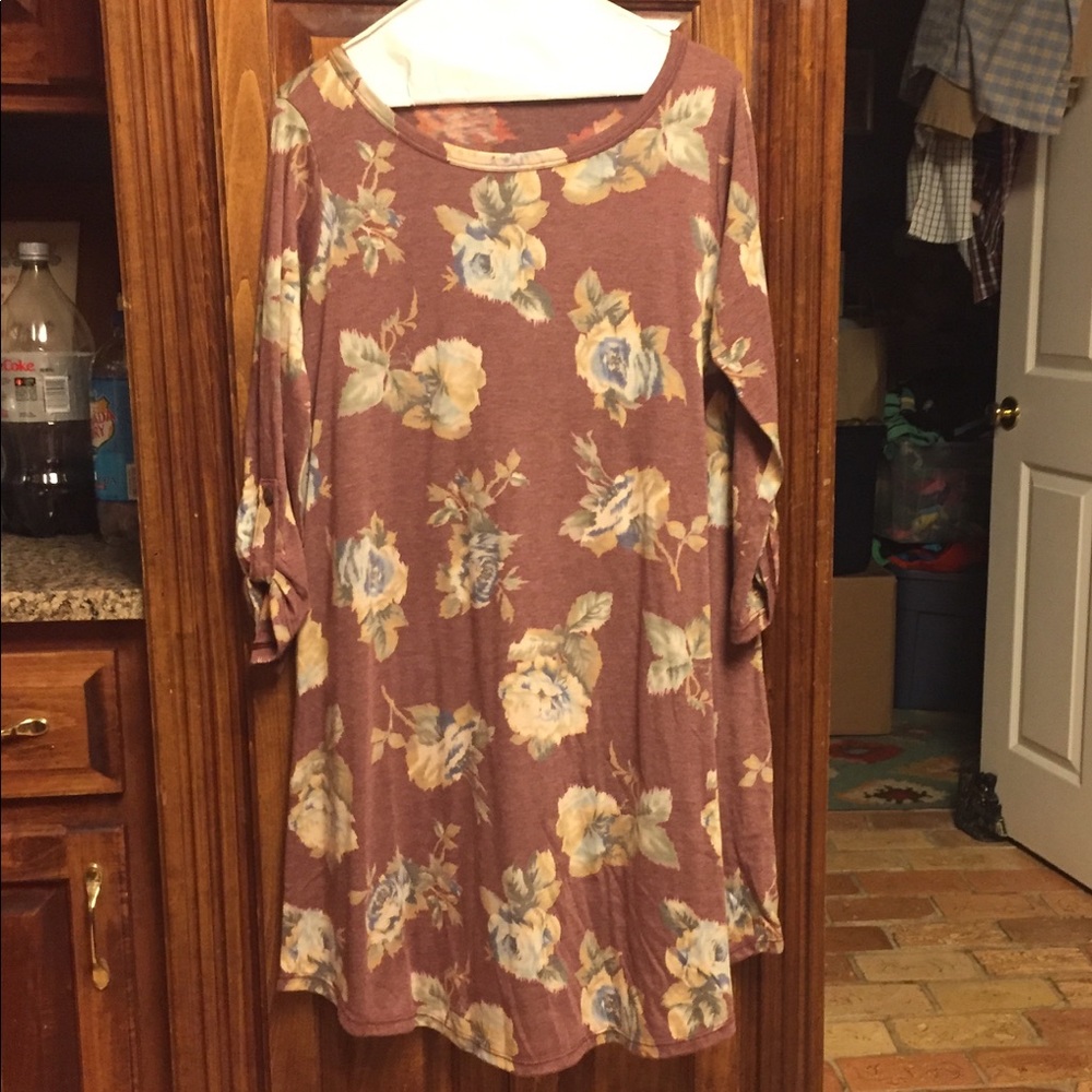 MTS Floral cotton dress