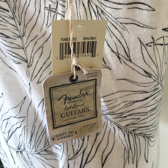 🆕 Lucky Fender Tank Top 🆕 - Picture 6 of 8