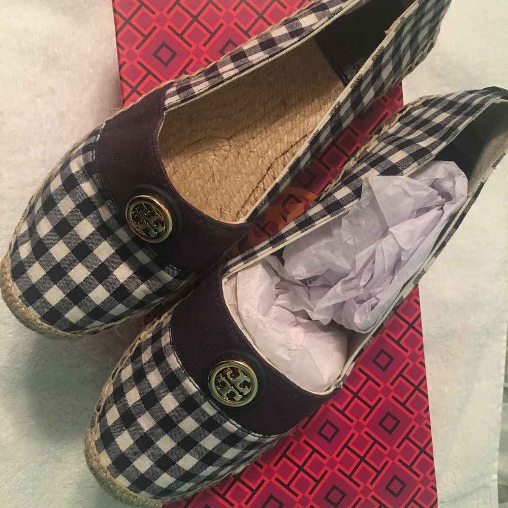 Tory Burch Navy and White Flats