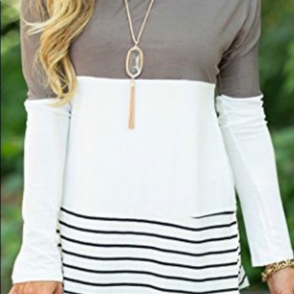 Back lace color top long sleeve from the US New! - Picture 4 of 8