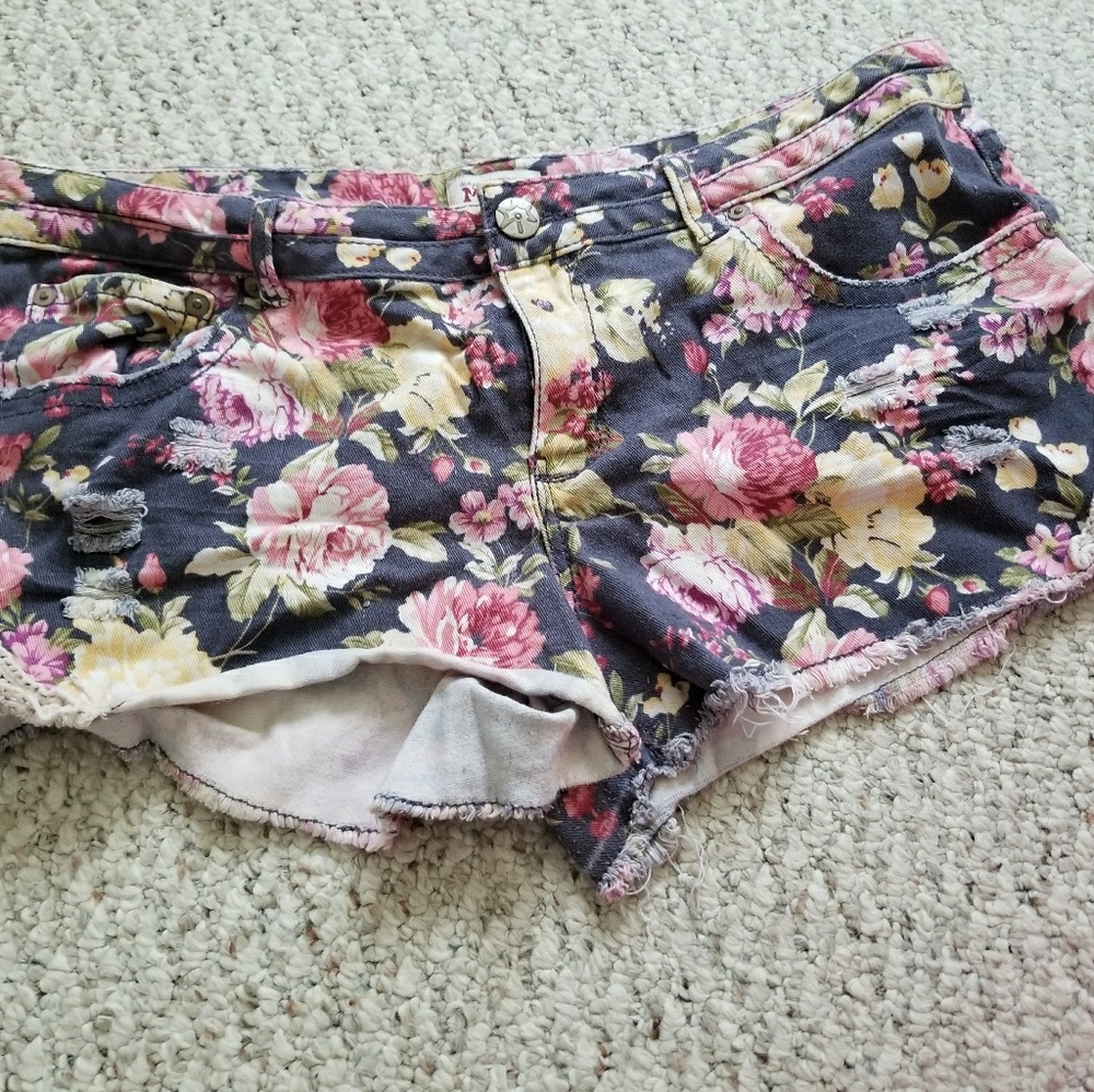 Floral Shorts (Never worn!)