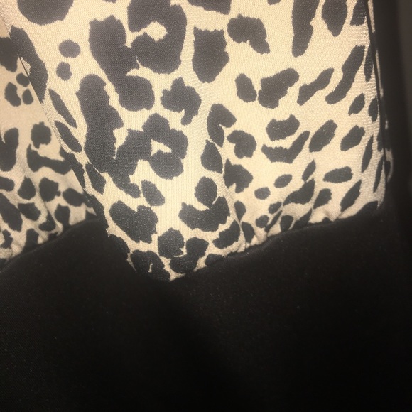 BODY CENTRAL DRESS Can never go wrong!💕💕 - Picture 5 of 5