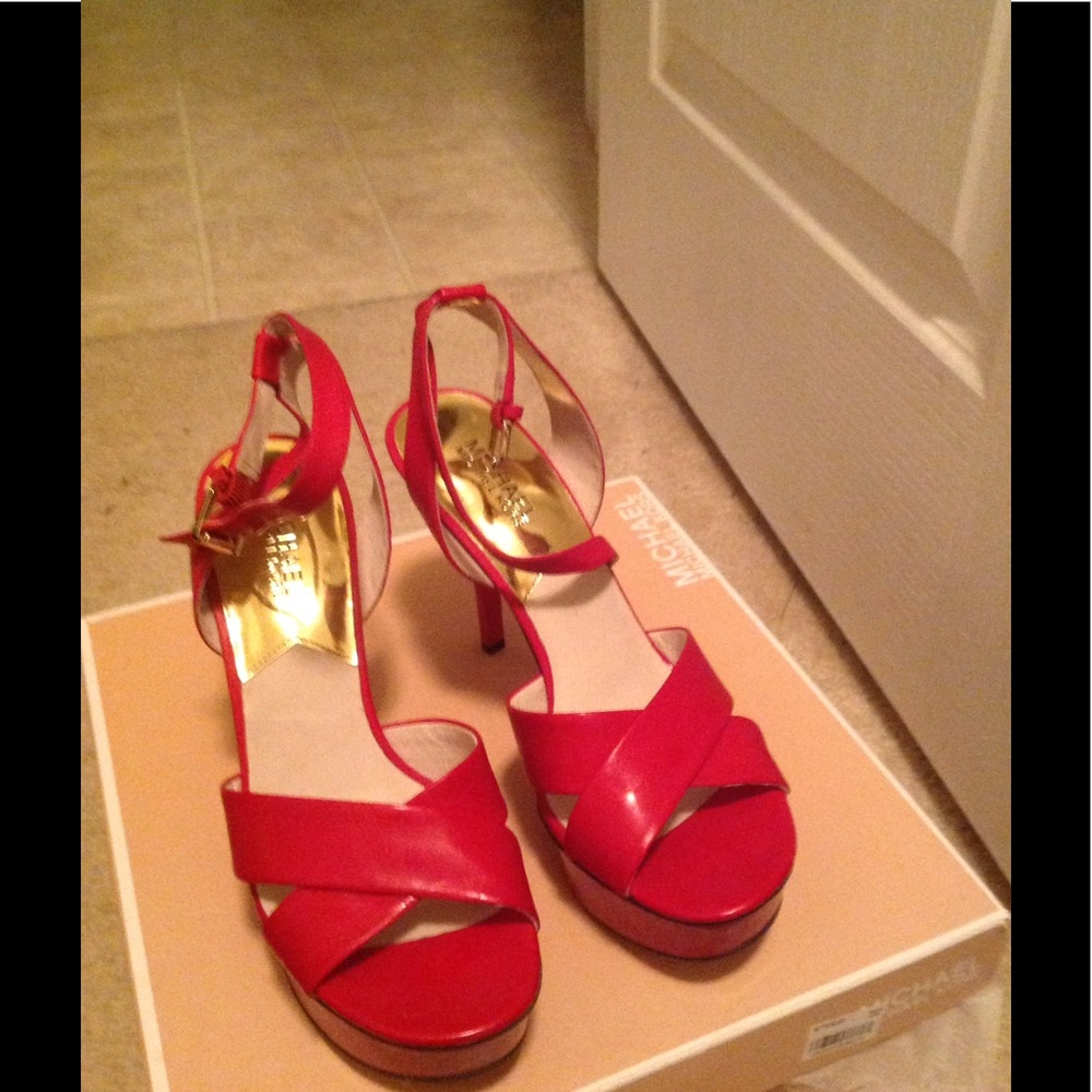 MK Gideon Sandal