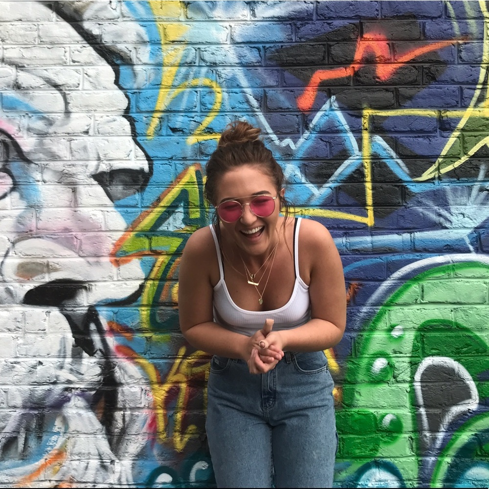 Meet your Posher, Megan