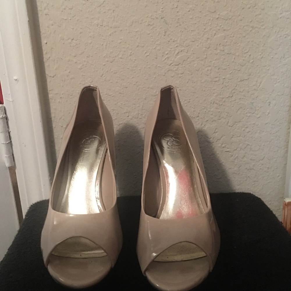 Jessica Simpson heels